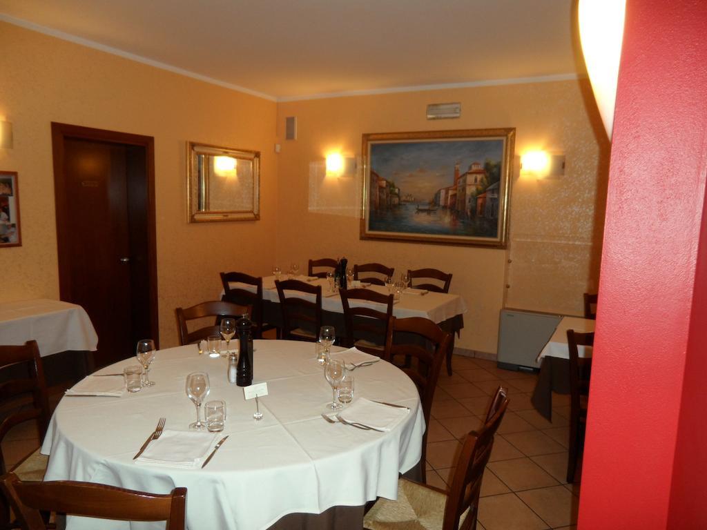 דולו Locanda Gallo מראה חיצוני תמונה