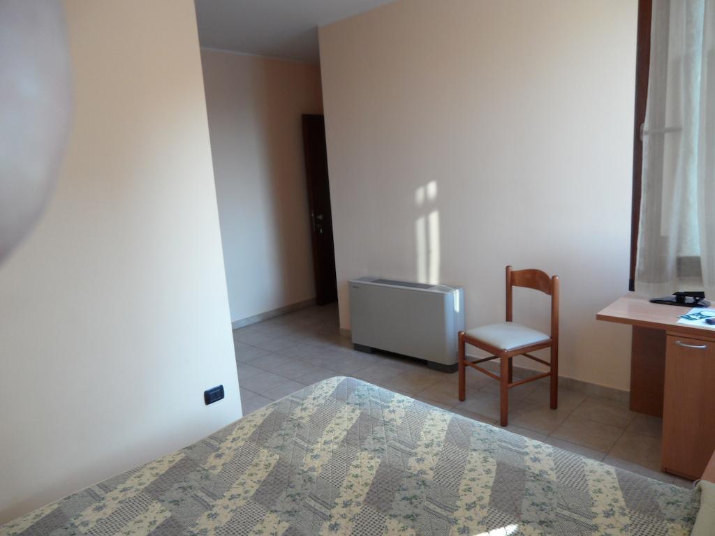 דולו Locanda Gallo חדר תמונה